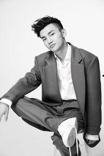 蒋龙个人资料,才华横溢的年轻演员，多面发展的人生轨迹